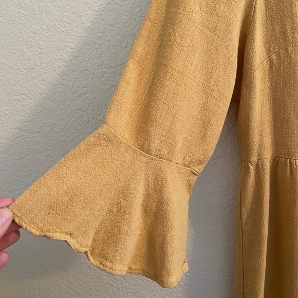Women’s Midi Length Yellow Dress with 3/4 Bell Sleeves - Picture 4 of 4